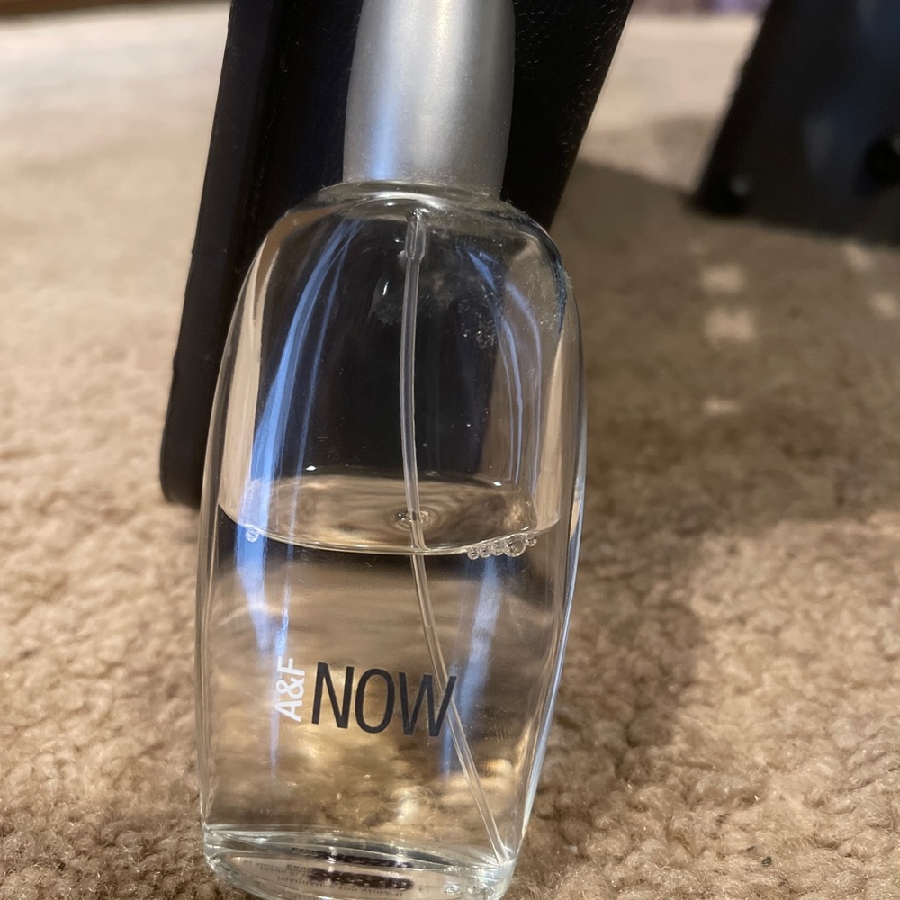 💰SOLD-RARE Abercrombie & Fitch NOW womens spray perfume 1.7 oz